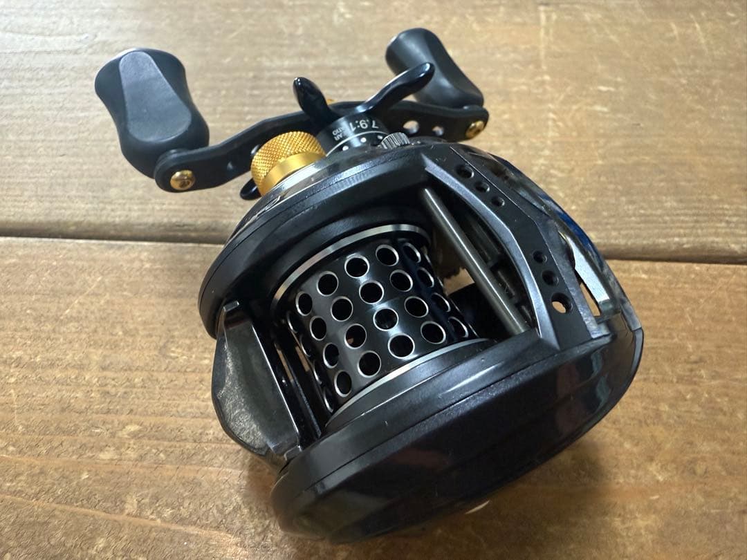 アブ Abu Revo LTX-L レボリール ドラグチューン 左巻き 管釣り