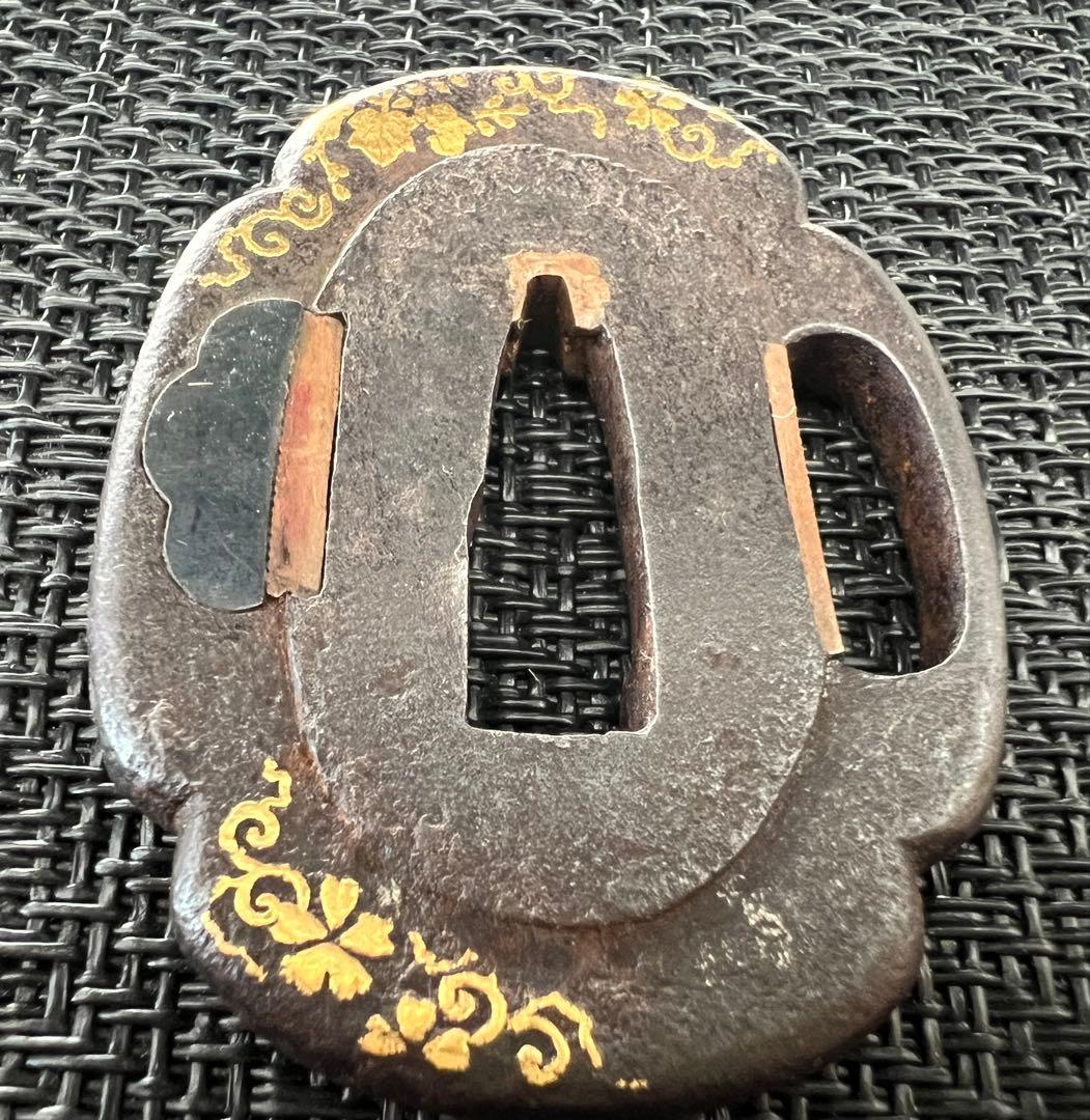 刀鍔 短刀用 肥後象嵌 金象嵌 無銘 鉃地 年代物 箱付き 中布有 アンティーク