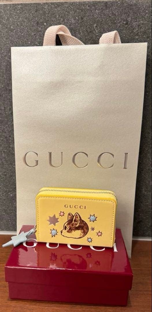 GUCCI ヒグチユウコ　トランプ　カードケース　香水プレゼント付き