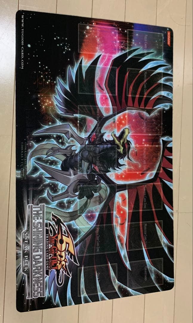 即購入可！遊戯王 公式 プレイマット ブラックフェザー・ドラゴン TSHD