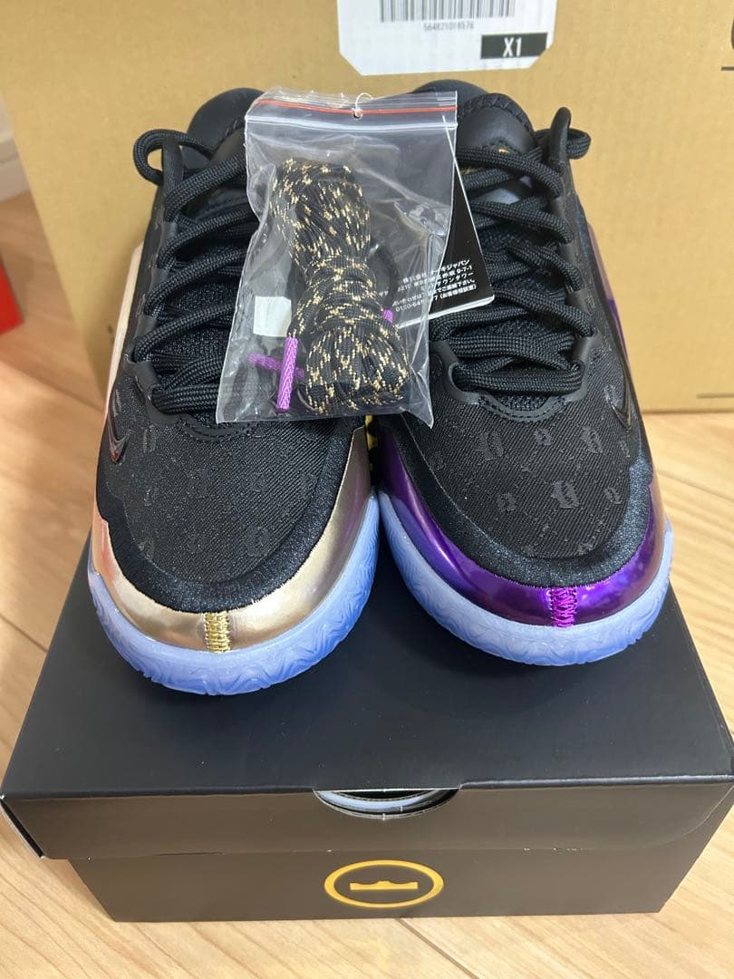 レブロン 23 Chosen チョーゼンワン　限定カラー