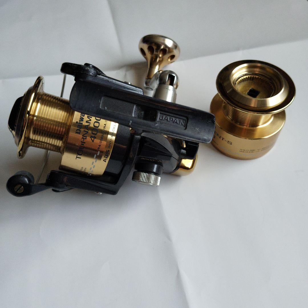 DAIWA　Tournament-S 4000換えスプール付き