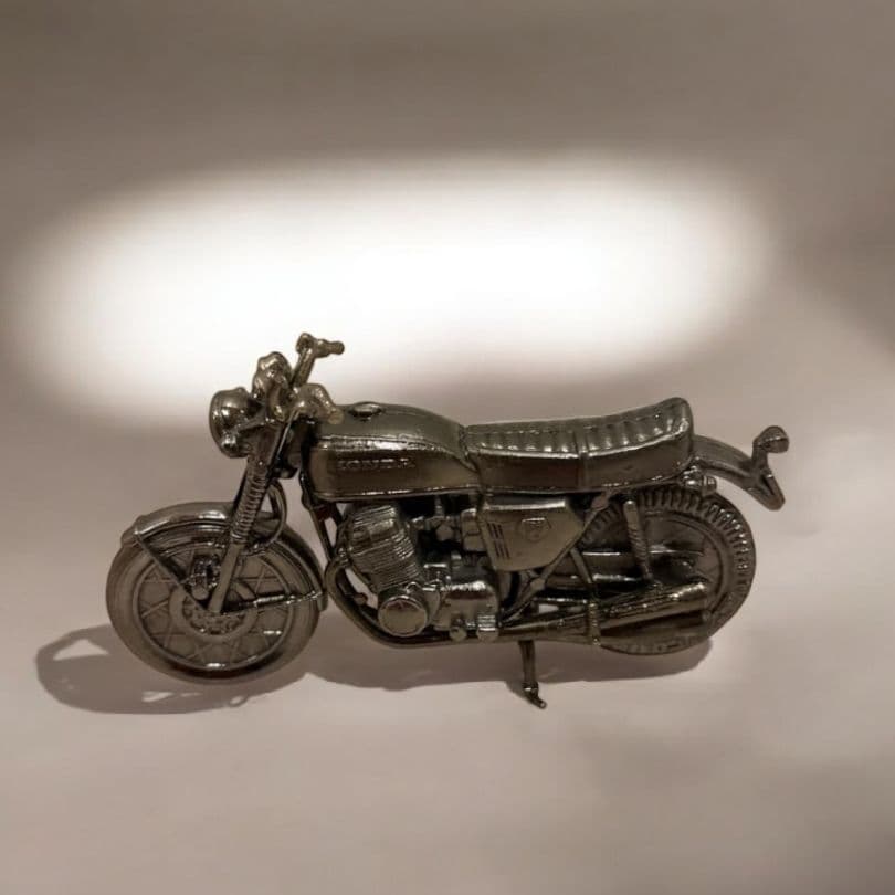 HONDA CB750FOUR モデルバイク 世界の名車シリーズ レッドバロン