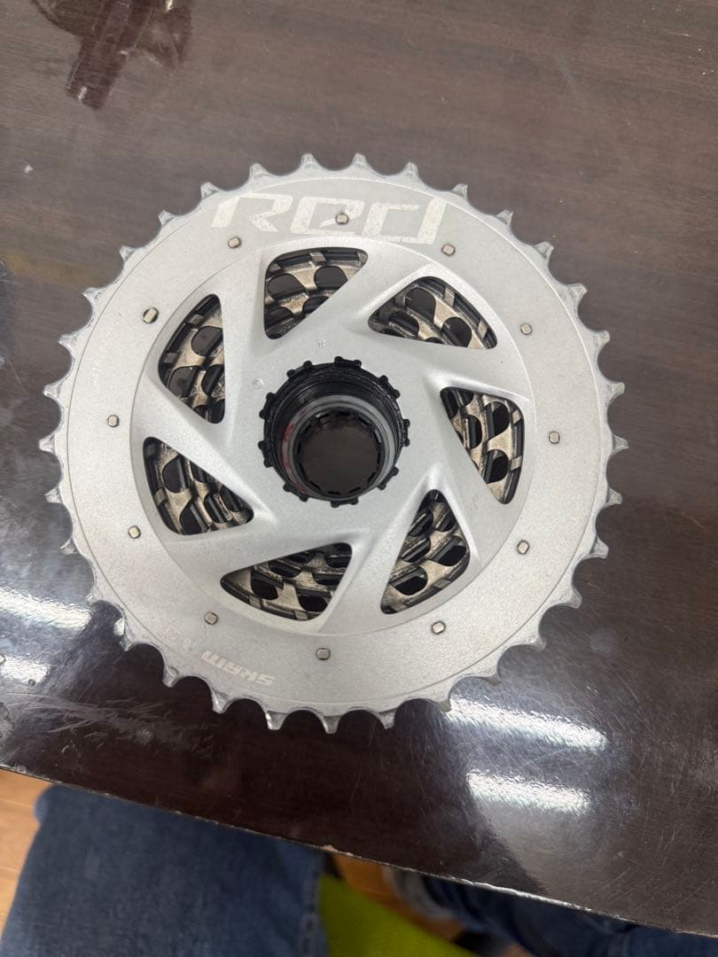 SRAM RED スプロケット　10-33