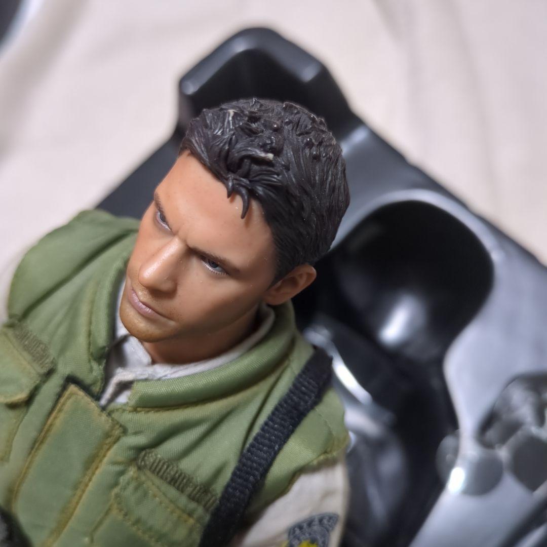 クリス・レッドフィールド　ホットトイズ　S.T.A.R.S. ver.