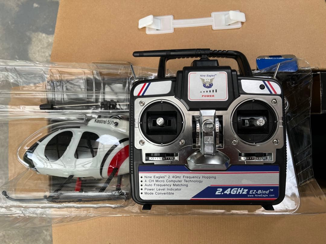 ラジコンヘリコプター動作格安無　長期保管品