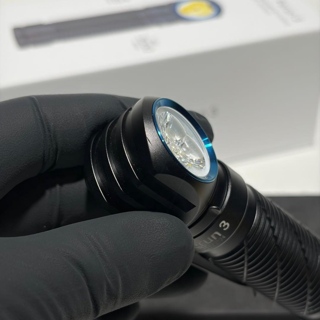 Olight Perun 3 ヘッドライト ブラック +予備電池1本