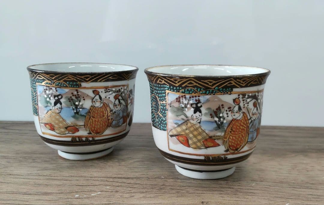 九谷焼 　湯呑み茶碗　2ヶセット　骨董品