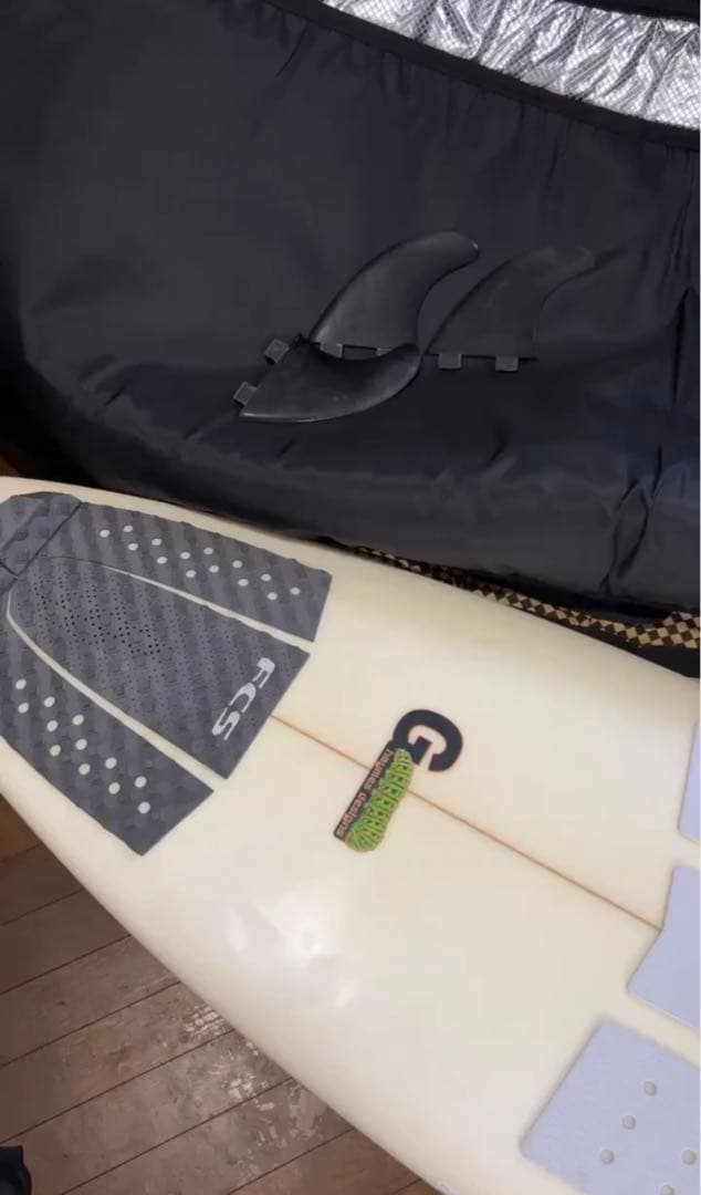 サーフボード　ショートボード　6.3f