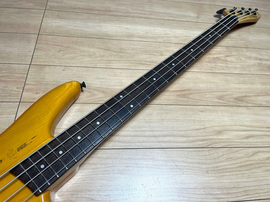 エレキベース ヤマハ モーションB MOTION B 木目 / ビンテージ