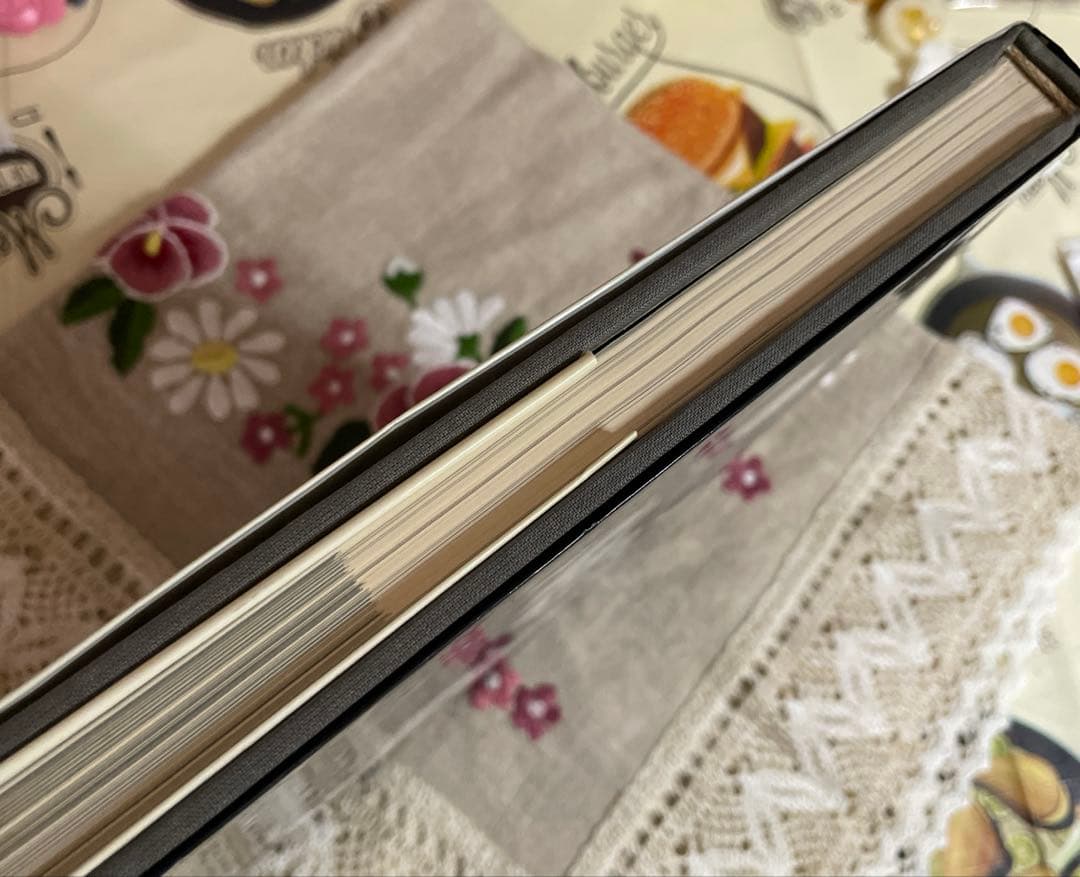 HOLLYWOOD JEWELS 映画とジュエリー　洋書