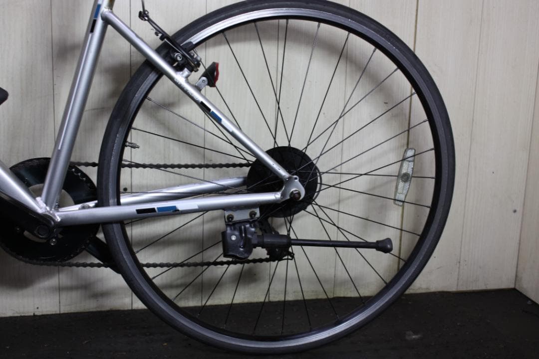 SPEAR(スペア) 700C アルミ シマノ6速 490mm クロスバイク