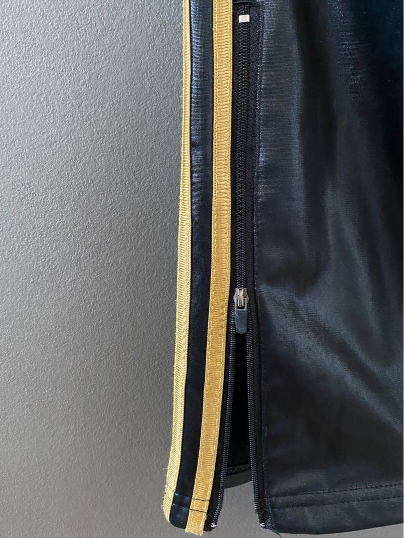 古着 adidas アディダス ジャージ 黒 ラフパンツ 美品