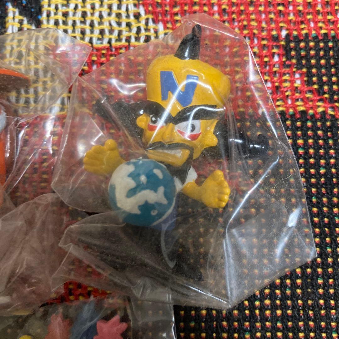 コンプリート◎ブックレット有り◎クラッシュバンディクー　フィギュア　6体セット