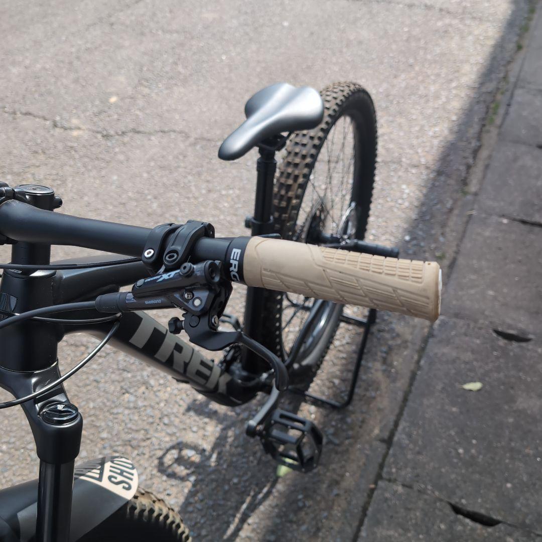 トレック　ロスコ7