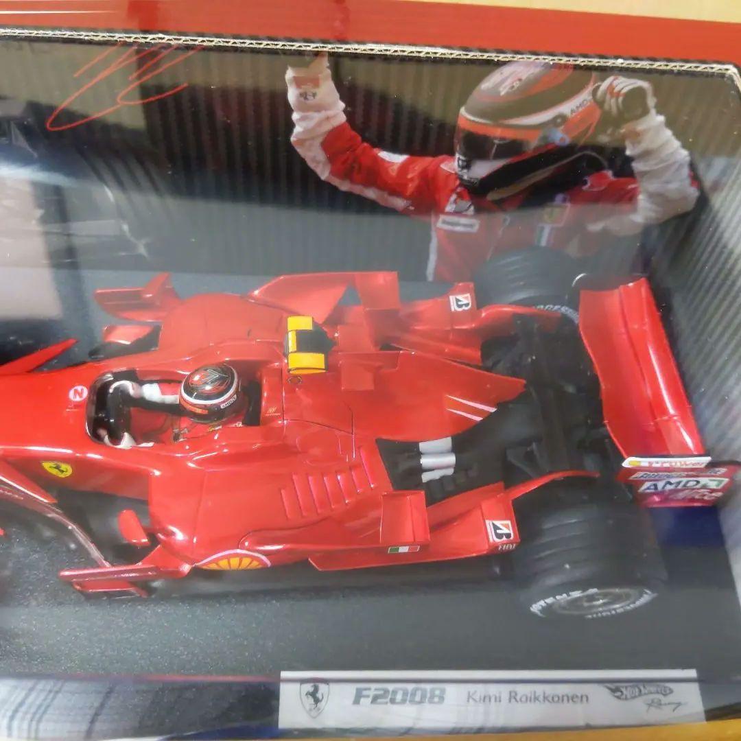ぺち 1/18 フェラーリ　f2008 ライコネン