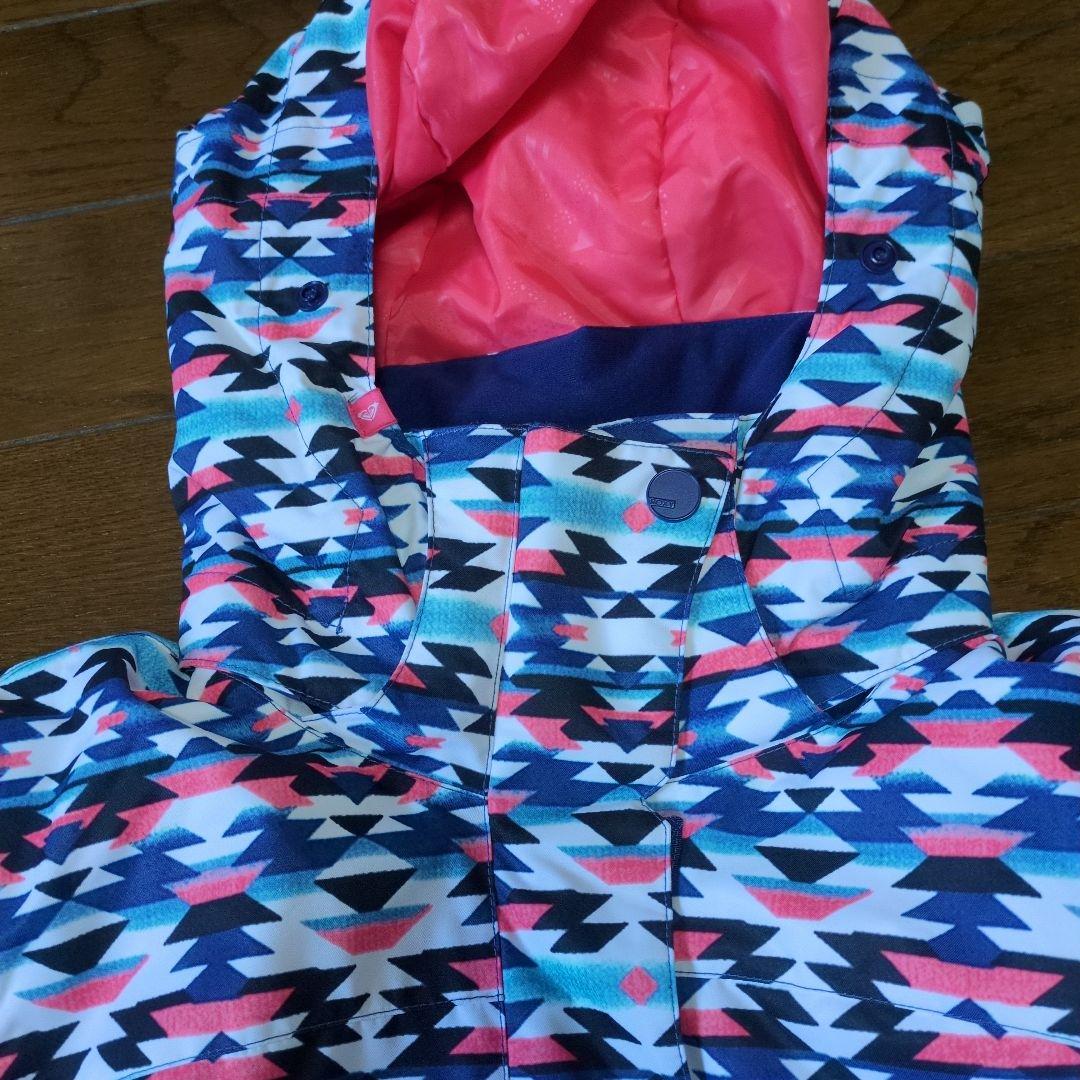 【美品】ROXY　スノボウェア　上下セット　Ｓ　総柄　　 ジオメトリック　ピンク
