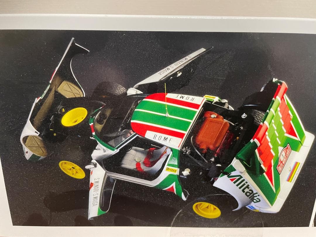 Lancia Stratos HF Gr.4 1:12 モデルキット