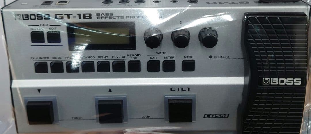■■【箱・電源AC付】BOSS GT-1B ベースエフェクトプロセッサー『美品』