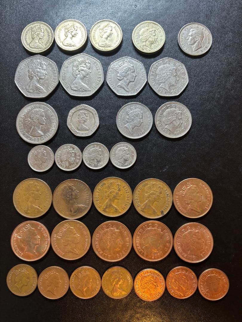 イギリス エリザベス旧貨幣 コレクション 他