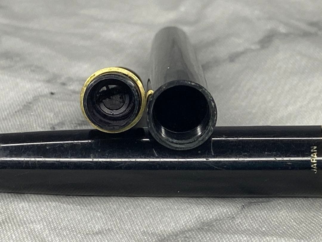 パイロット 万年筆 金色のリング付き