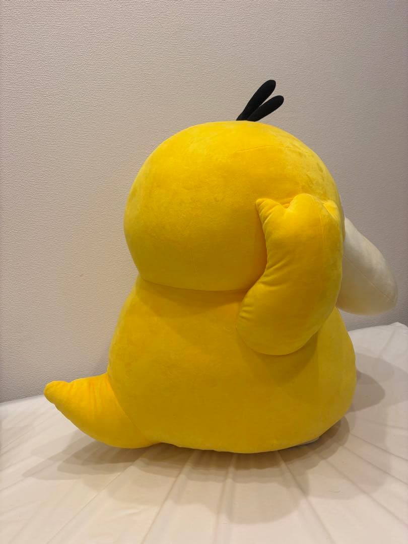 等身大コダック ぬいぐるみ