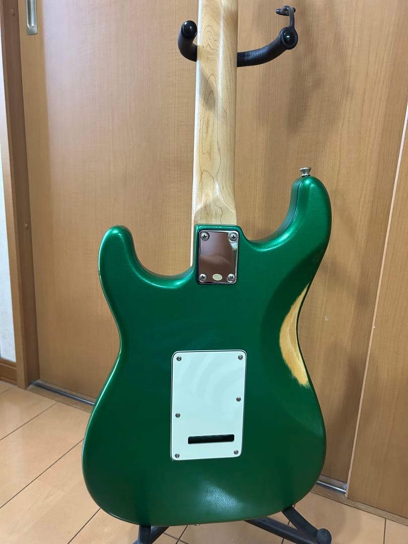 【カスタム】エレキギター ストラトキャスタータイプ