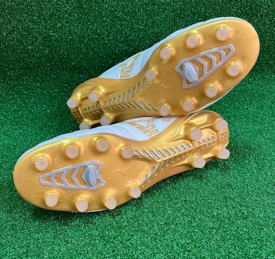 ミズノ モナルシーダNEO III ELITE スーパーホワイトパール×ゴールド