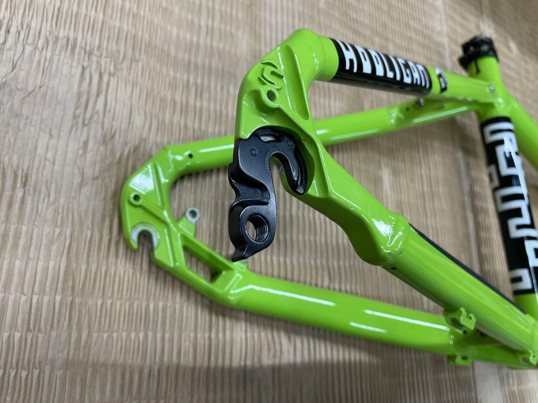 キャノンデール　フーリガン9レフティー （フレームセット）他パーツ