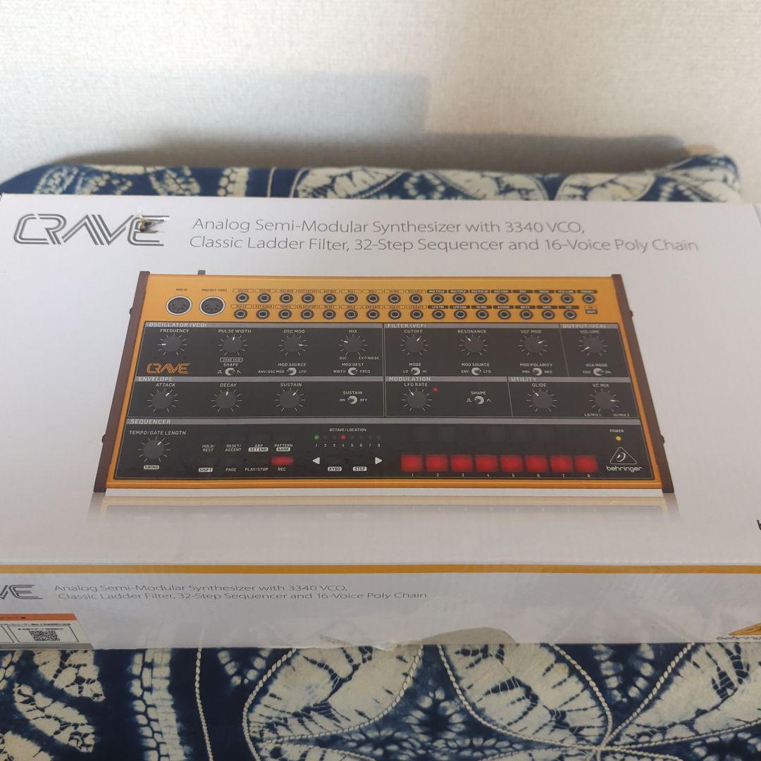 CRAVE アナログセミモジュラーシンセサイザー