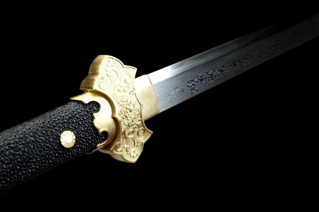 黄銅鞘―傾国牡丹唐刀（亮銅金）古兵器 武具　刀装具　日本刀　模造刀 居合刀