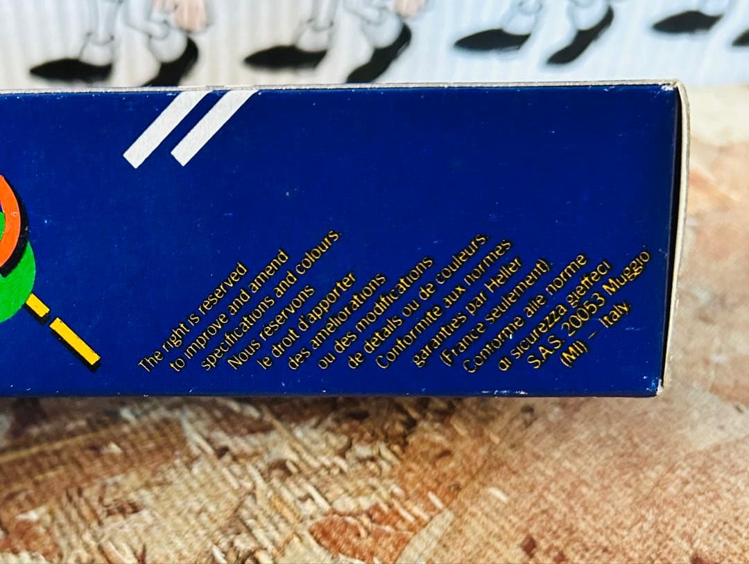 81' Corgi adidas Scania truckアディダスミニカーGB