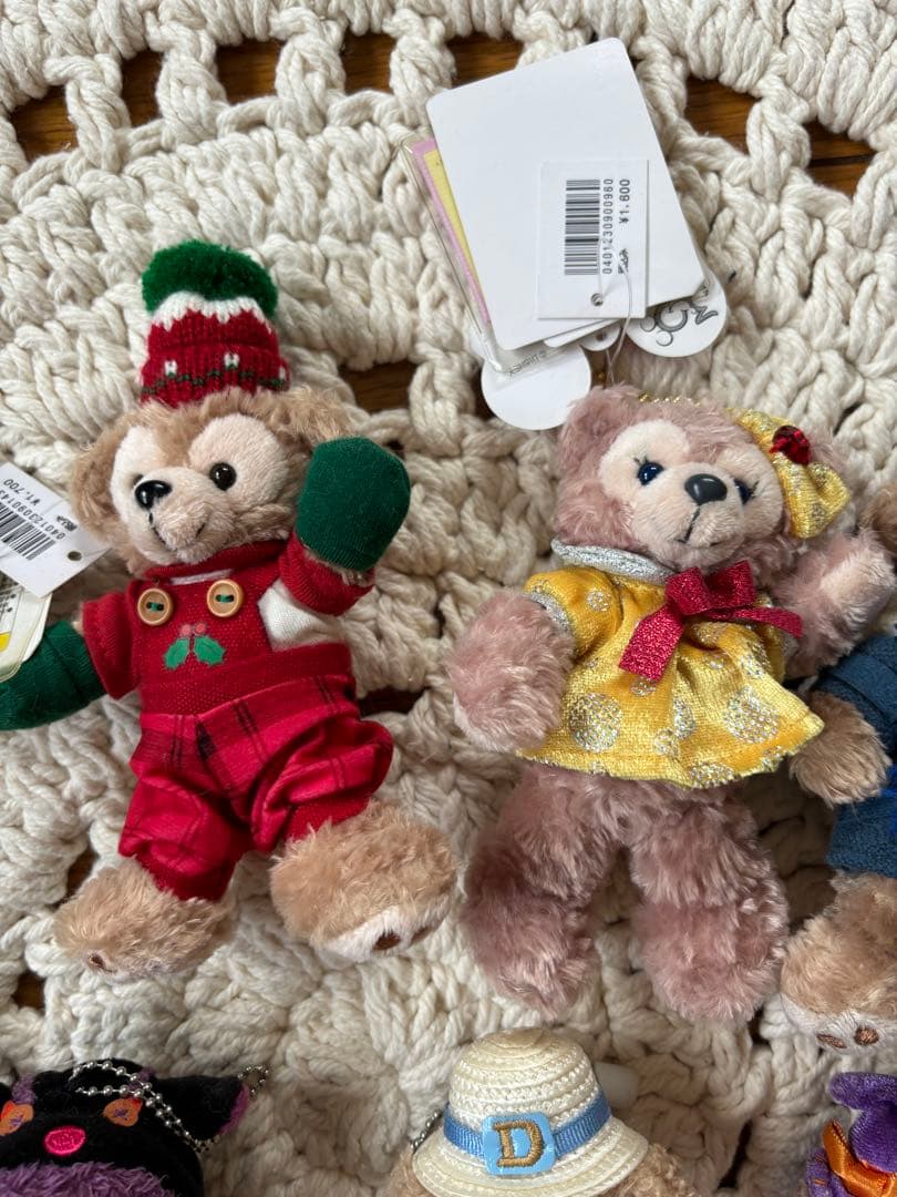 ディズニーダッフィーシェリーメイ　ぬいぐるみストラップ　ディズニーお土産