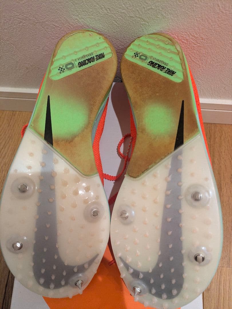 NIKEズームX ドラゴンフライ 2 25.5cm