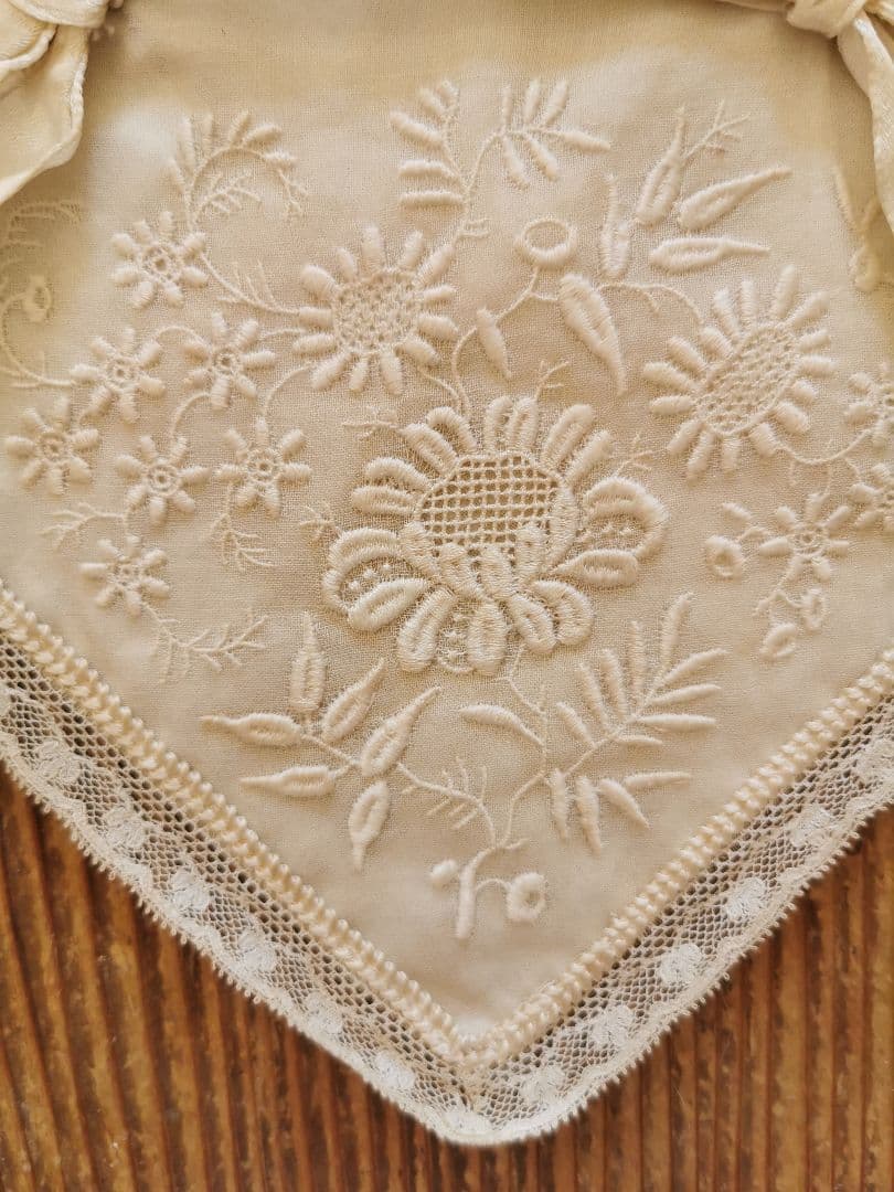 アンティーク 初聖体式 花刺繍&プリーツ リネンシルク オモニエール 二重バッグ