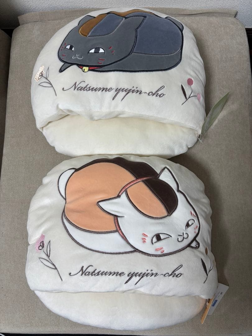 夏目友人帳　ハンドマフ　ダイカットマルチクッション