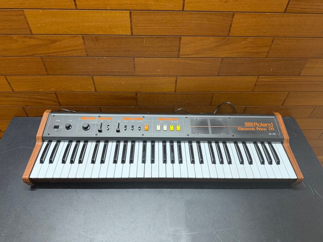 ローランド Roland 電子ピアノ EP-09