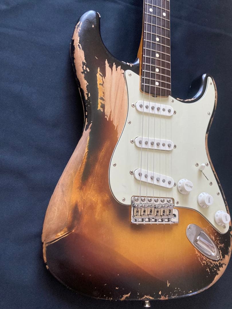 Fender MIJ ST 50s ニトロセルロースラッカー塗装　オマケ付き