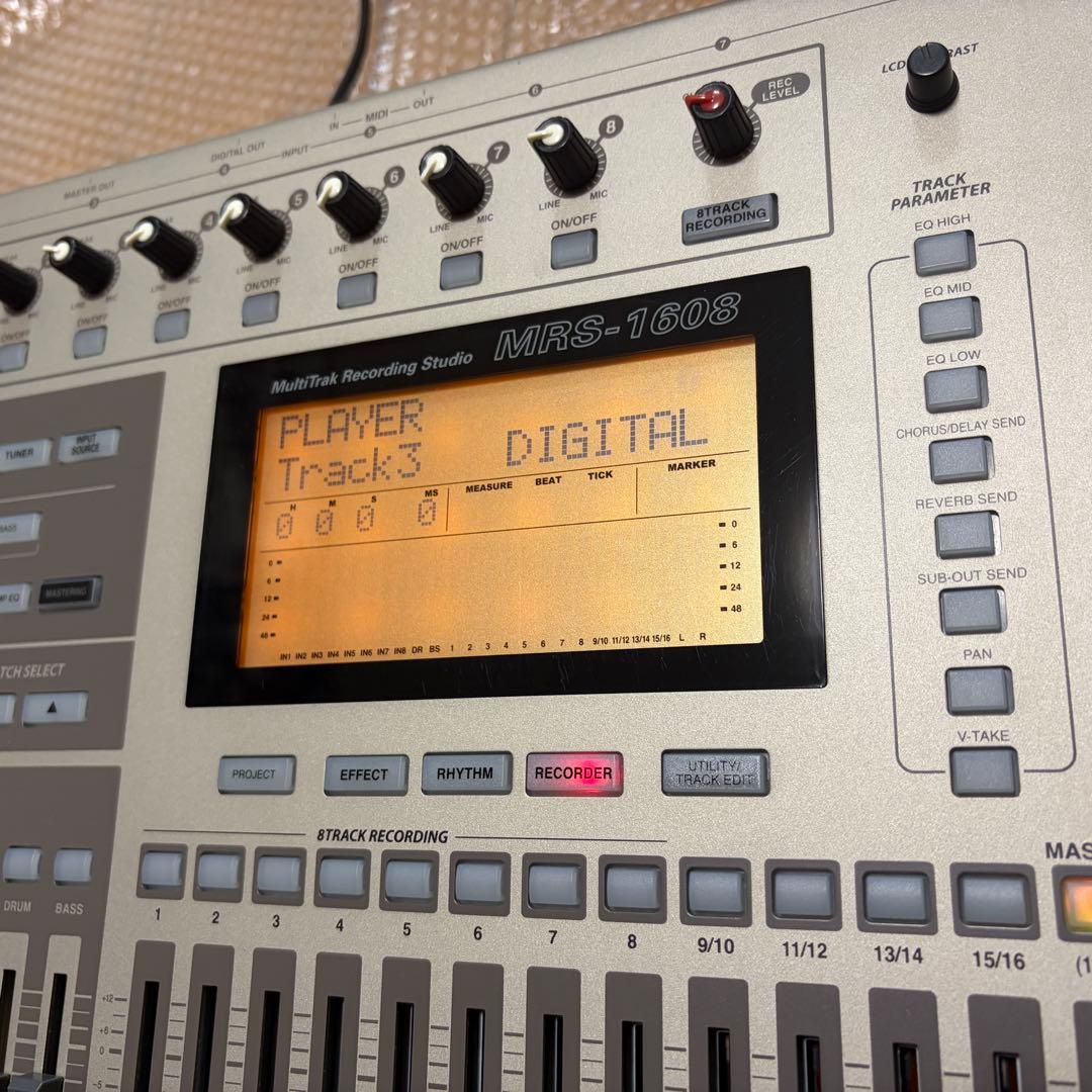 ZOOM MRS-1608 マルチトラックレコーダー MTR