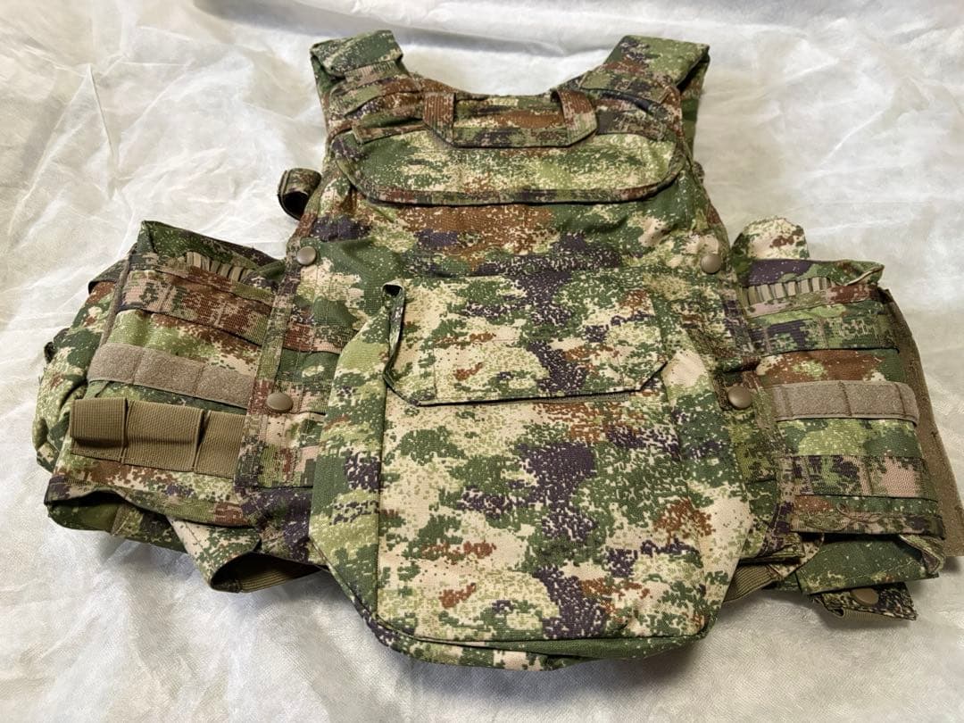 中国人民解放軍 21式 星空林地迷彩　プレートキャリア　タクティカルベスト