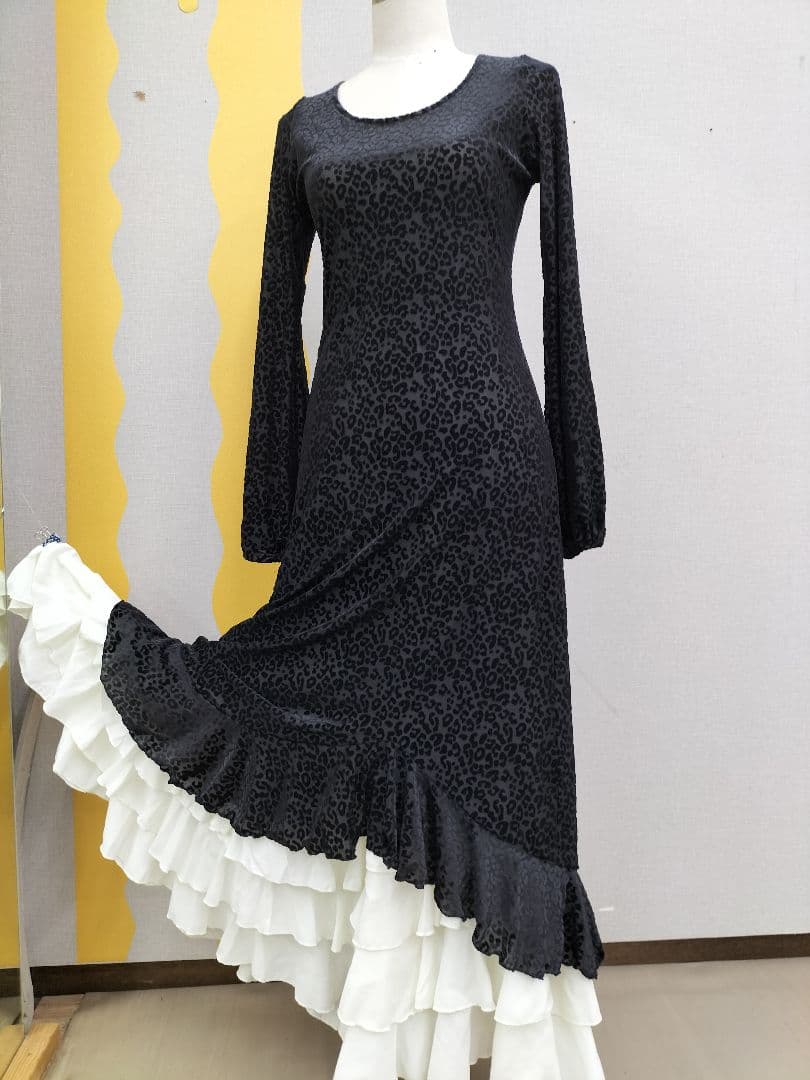 フラメンコ　ワンピース　黒ワンピースのみ販売　ベロアフロッキー加工