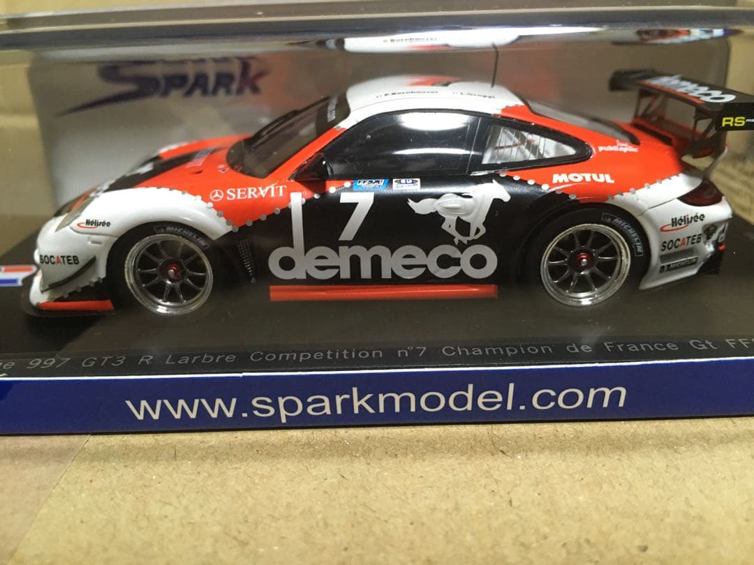 ミニカー Porsche 997 GT3 R Larbre Competition2010