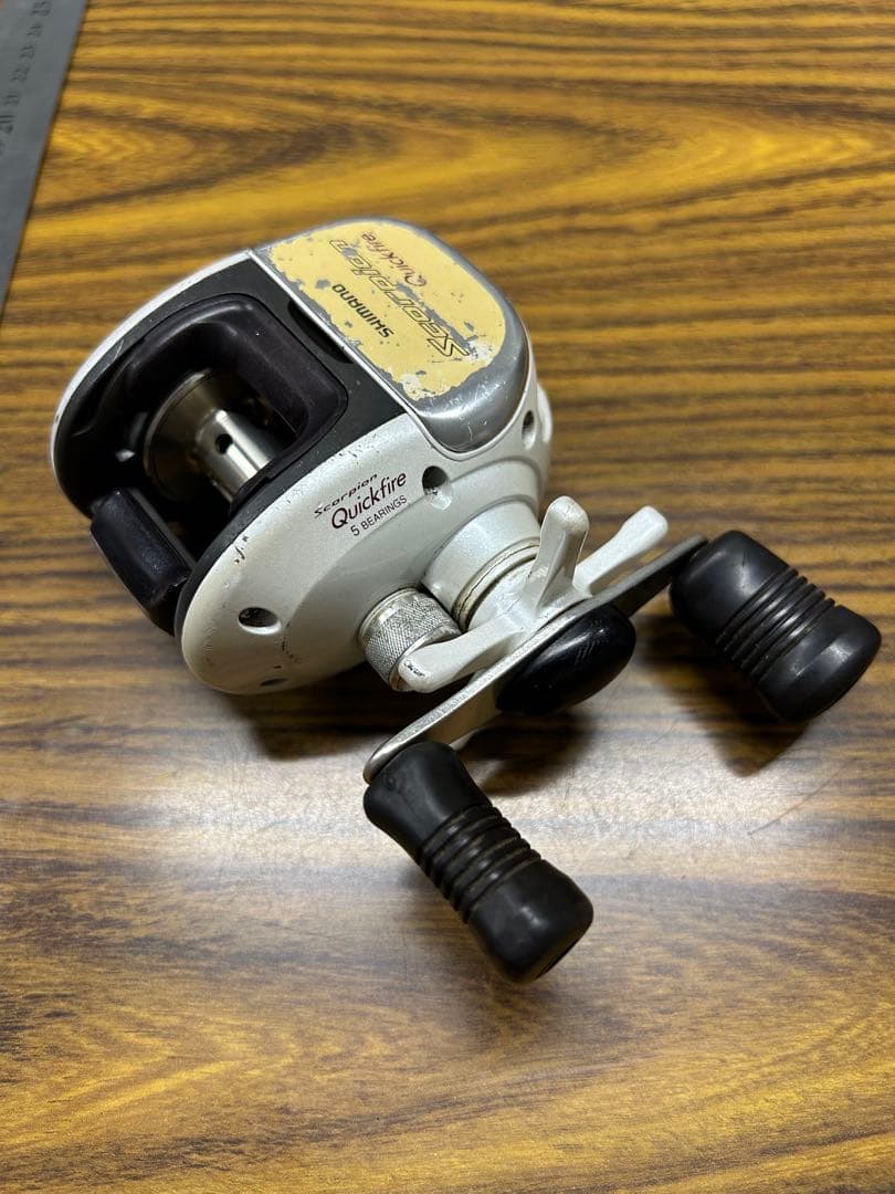 Shimano Scorpion Quickfire ベイトリール