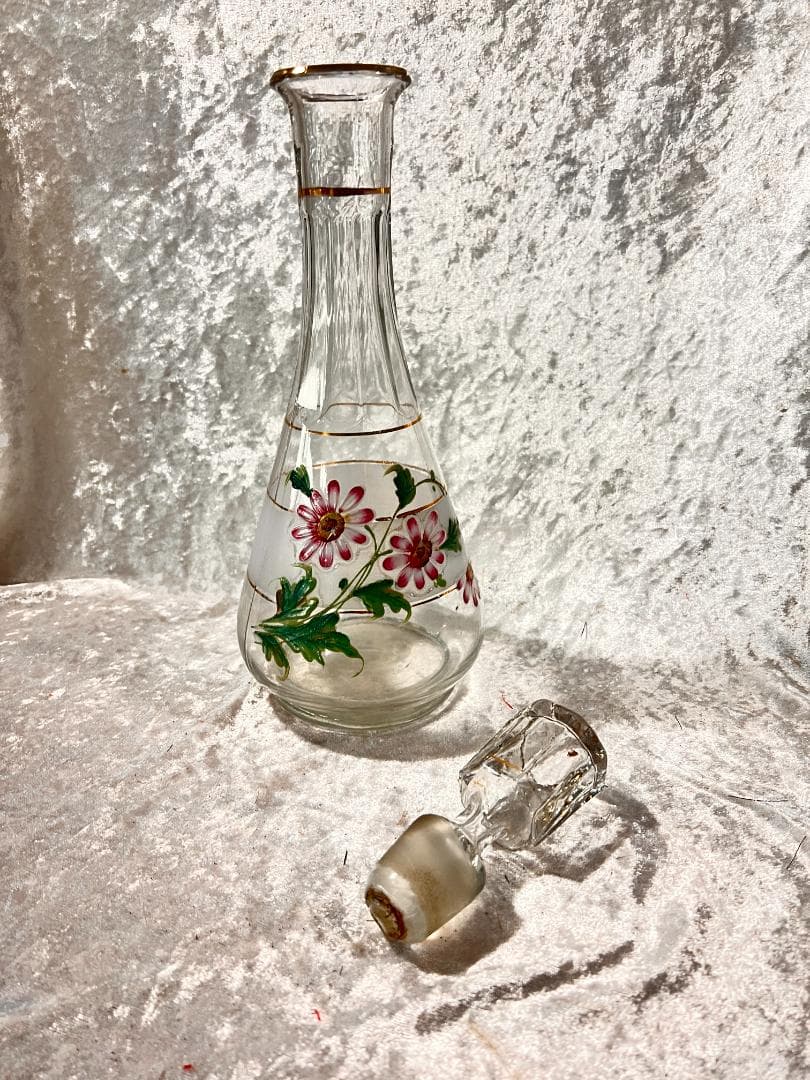 花柄ガラスデキャンタ 高さ約25cm