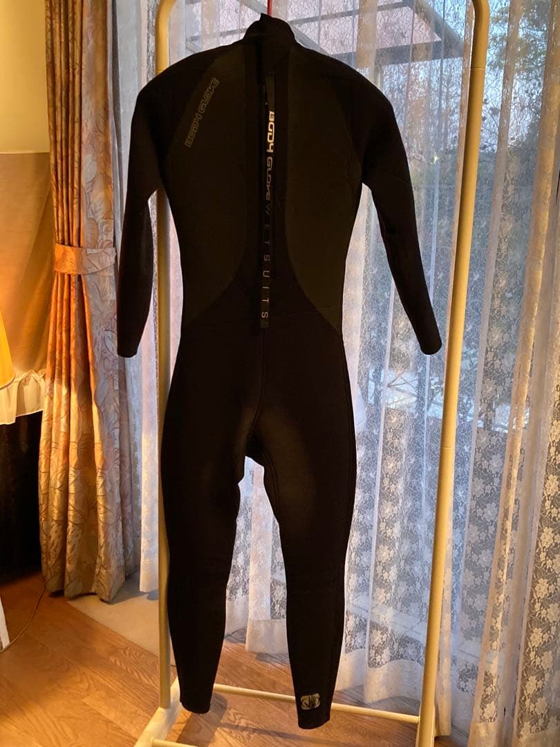 BODY GLOVE 4mm&3mmフルスーツ