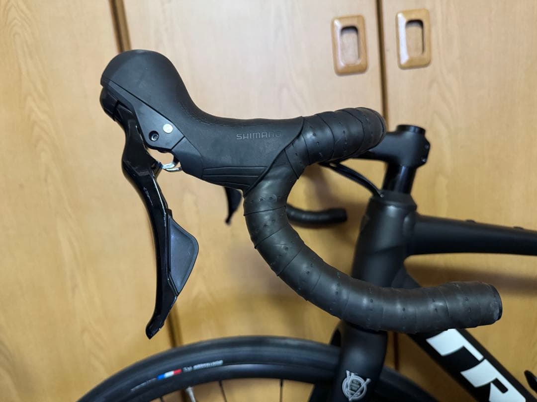 TREK DOMANE AL5 12速　現行モデル！