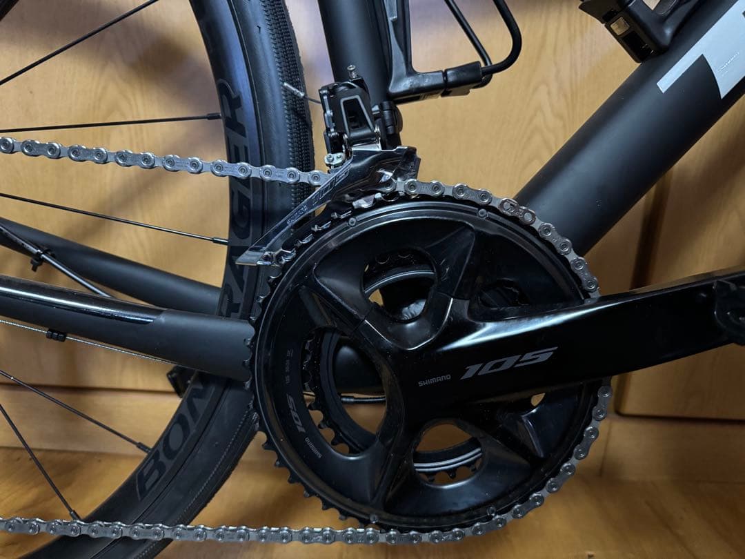 TREK DOMANE AL5 12速　現行モデル！