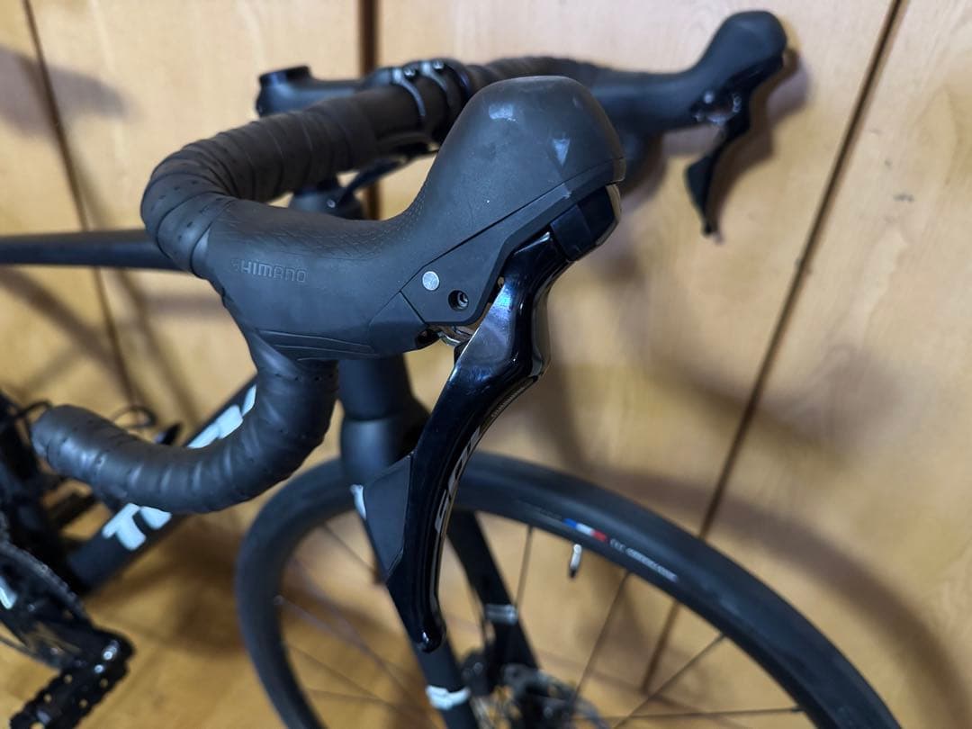 TREK DOMANE AL5 12速　現行モデル！