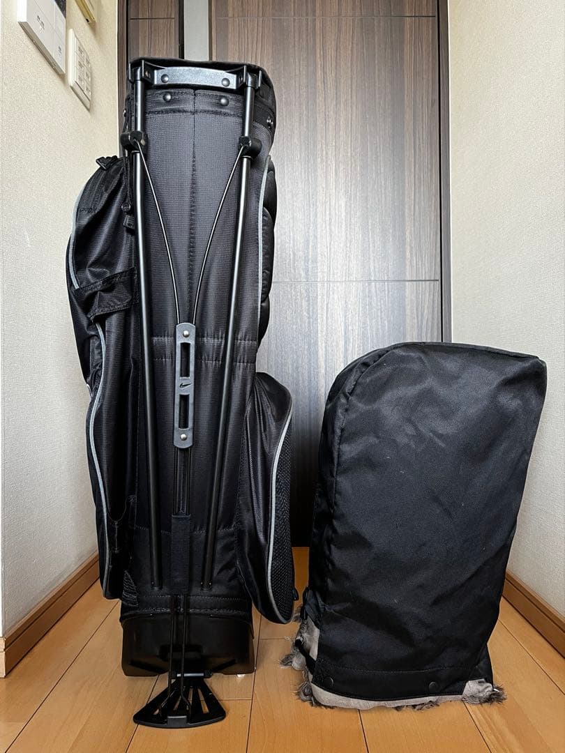 美品NIKE GOLF ナイキゴルフ　スタンド型キャディバッグ　希少旧ロゴ　黒