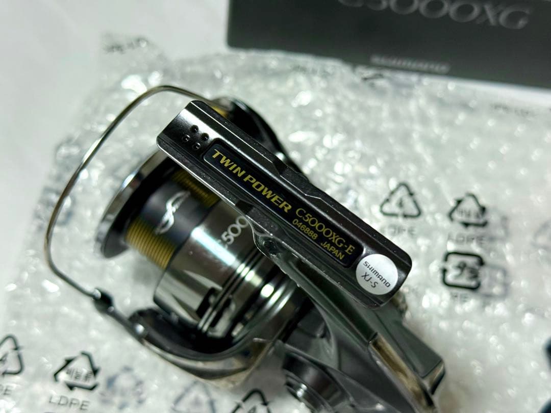 SHIMANO 24 ツインパワー C5000XG 新品 未使用